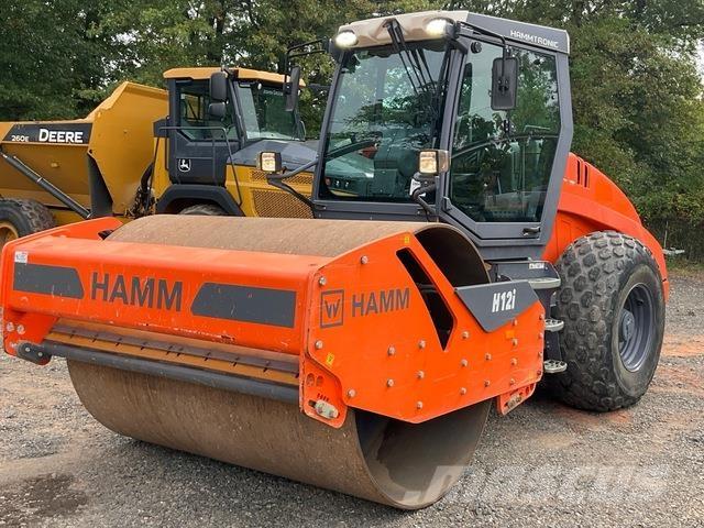 Hamm H12i Ťahačové valce