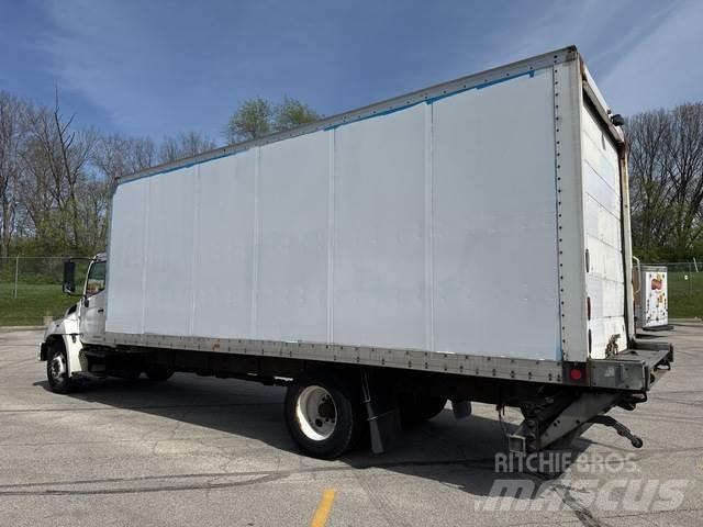 Hino 238 Skriňová nadstavba