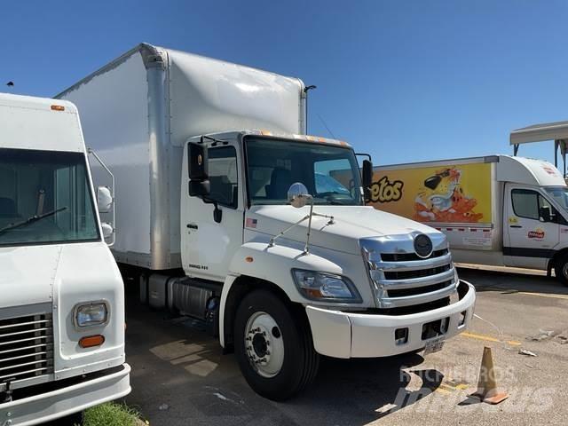 Hino 238 Skriňová nadstavba