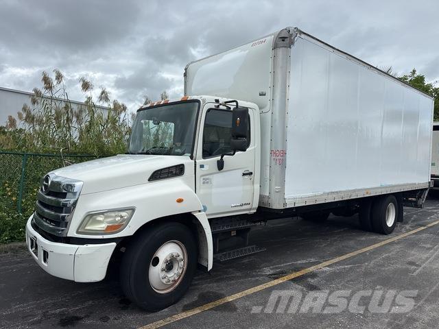 Hino 238 Skriňová nadstavba