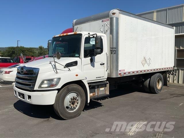 Hino 338 Skriňová nadstavba