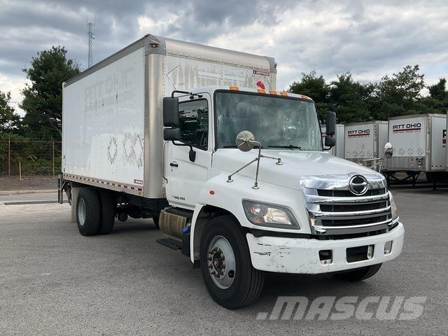 Hino 338 Skriňová nadstavba