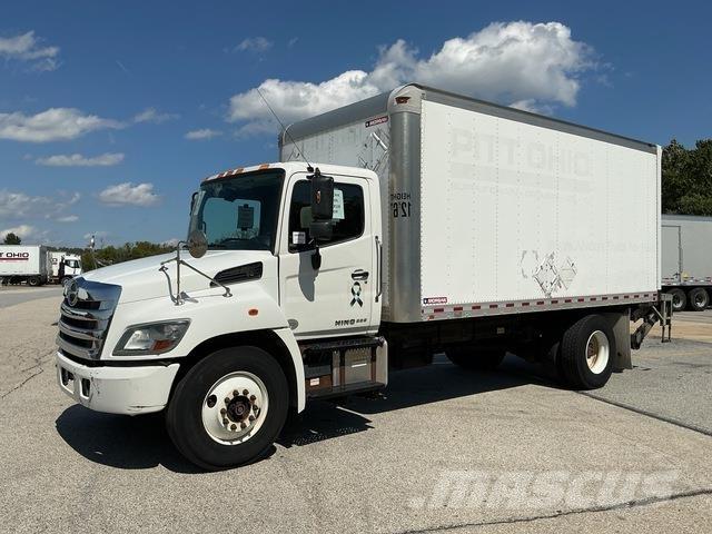 Hino 338 Skriňová nadstavba