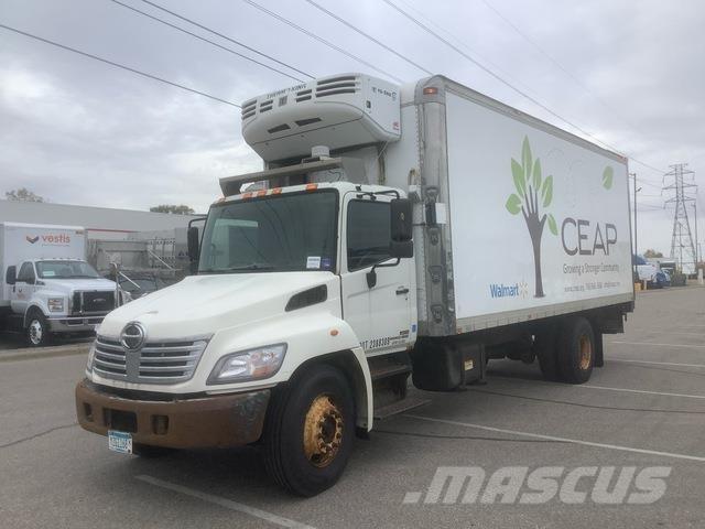 Hino 338 Chladiarenské nákladné vozidlá