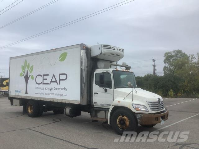 Hino 338 Chladiarenské nákladné vozidlá