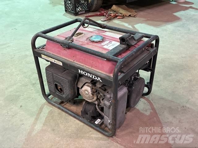 Honda EB6500X Naftové generátory
