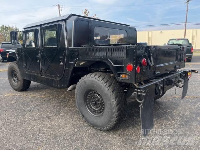 Hummer M11 Nakladacia/sklápacia bočnica