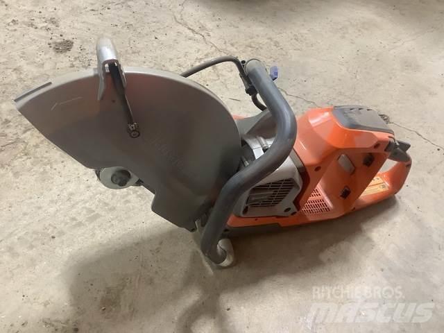 Husqvarna K1 Ďalšie komponenty