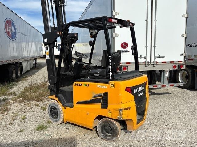 Hyundai 25B-9U Akumulátorové vozíky