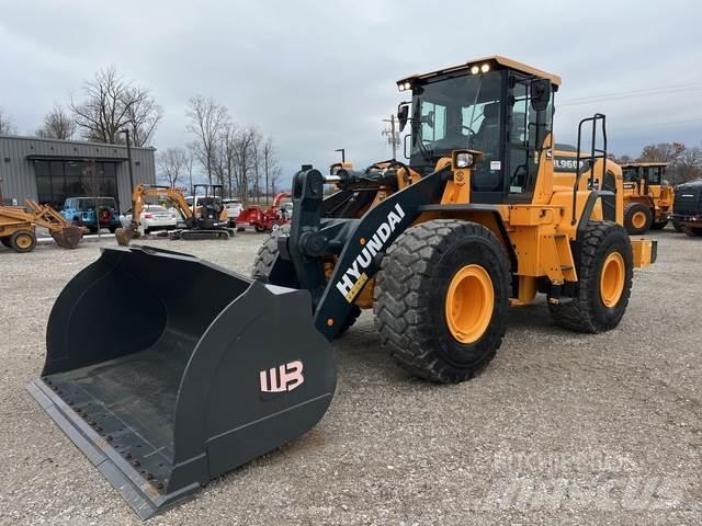 Hyundai HL960A Kolesové nakladače