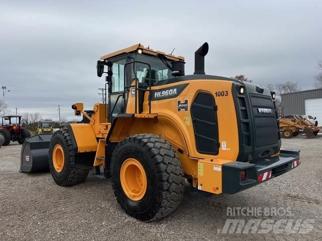 Hyundai HL960A Kolesové nakladače