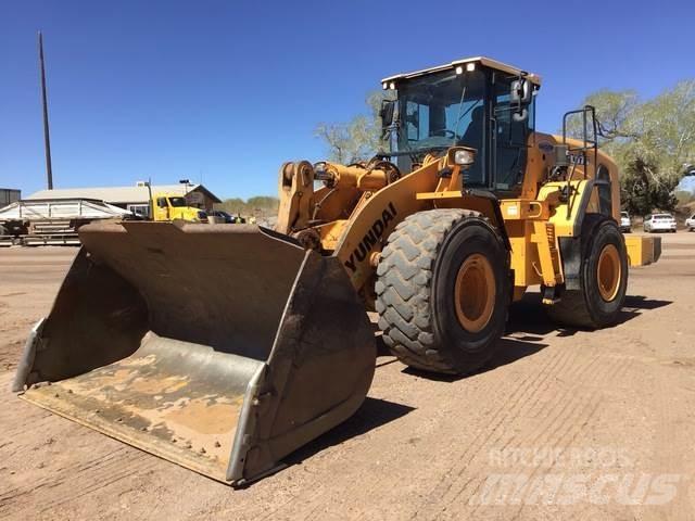 Hyundai HL975 Kolesové nakladače