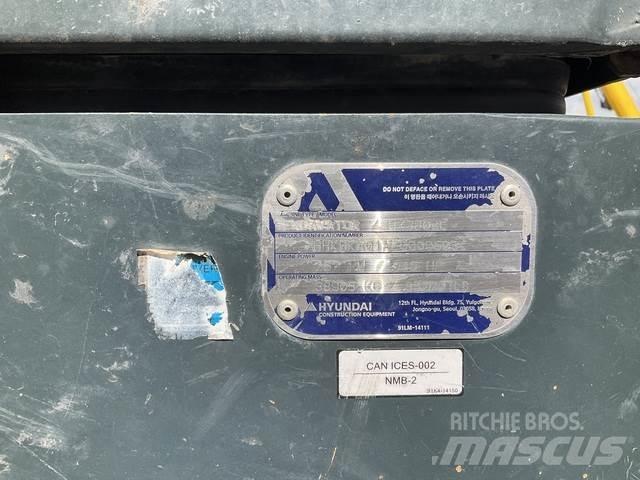 Hyundai HX380L Pásové rýpadlá