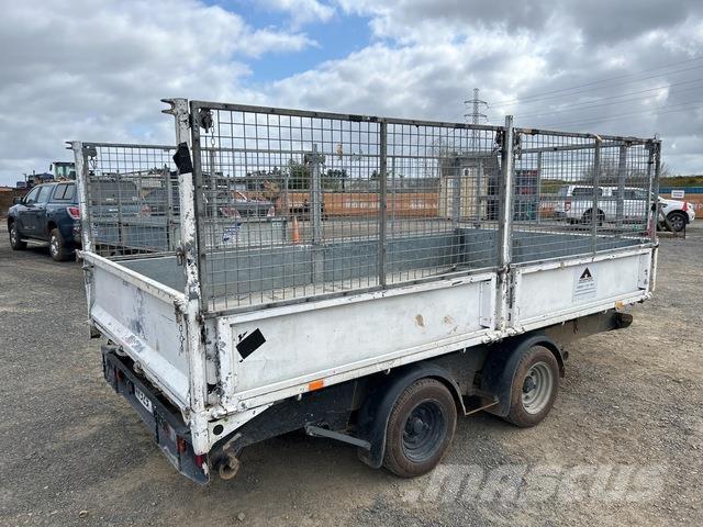 Ifor Williams  Prívesy na prepravu automobilov