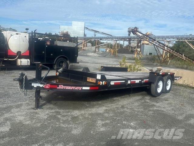 Interstate  Nízko rámové nákladné automobily