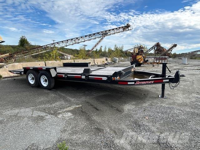 Interstate  Nízko rámové nákladné automobily