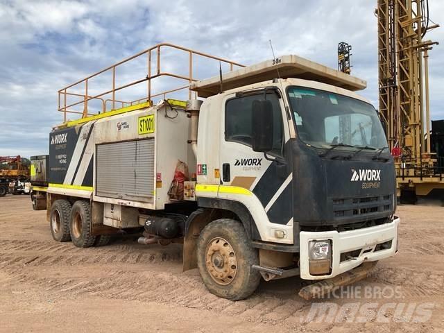 Isuzu FVZ1400 Cisternové nákladné vozidlá