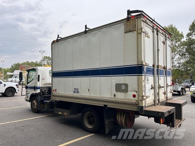 Isuzu NQR Skriňová nadstavba