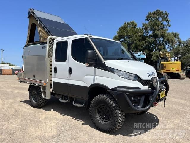Iveco Daily Plošinové nákladné automobily/nákladné automobily so sklápacími bočnicami