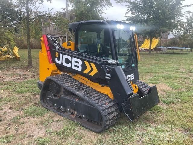 JCB 3TS-8T Šmykom riadené nakladače