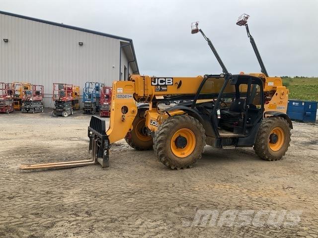 JCB 507-42 Teleskopické manipulátory