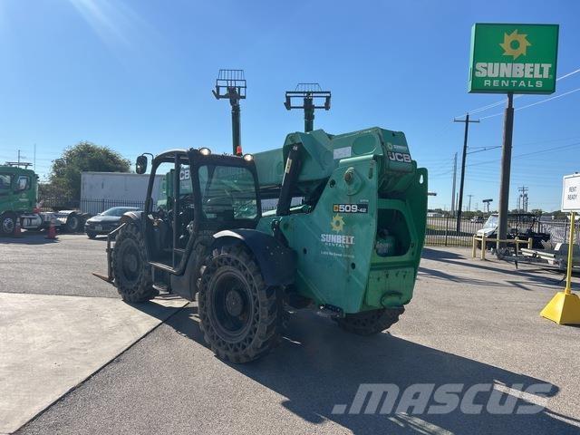 JCB 509-42 Teleskopické manipulátory