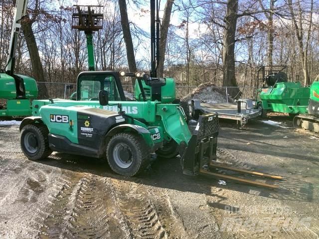 JCB 525-60 Teleskopické manipulátory