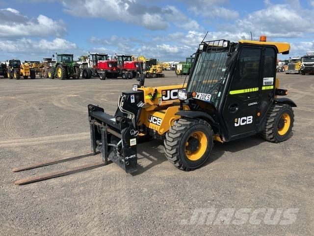 JCB 525-60 Teleskopické manipulátory
