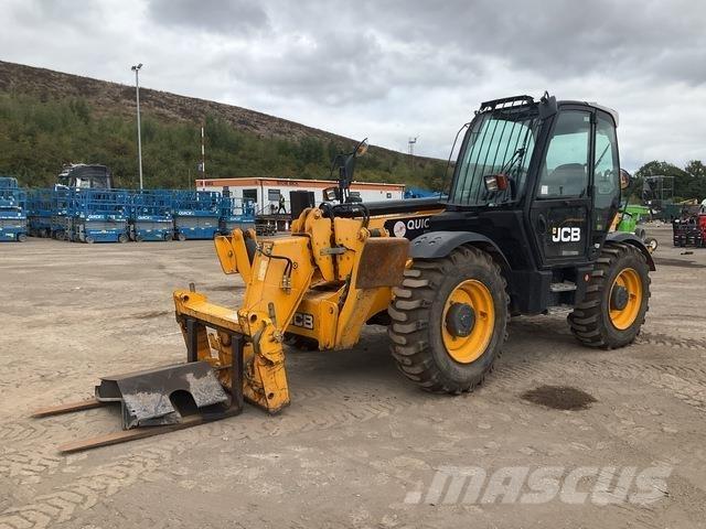JCB 535-125 Teleskopické manipulátory