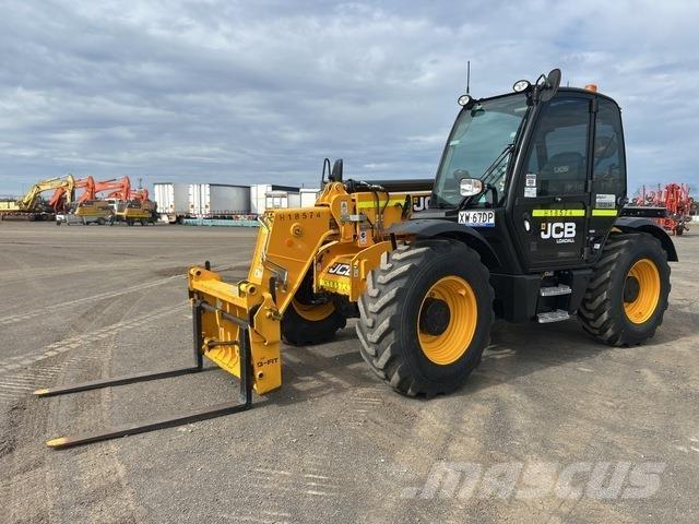 JCB 535-95 Teleskopické manipulátory