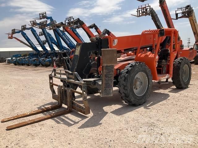 JLG 10042 Teleskopické manipulátory