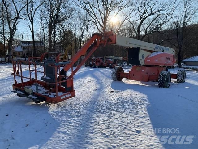 JLG 1250AJP Kĺbové plošiny