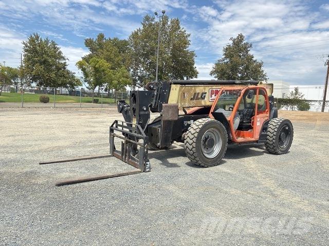 JLG 1255 Teleskopické manipulátory