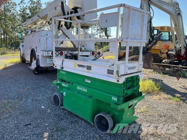 JLG 1932RS Nožnicové zdvíhacie plošiny