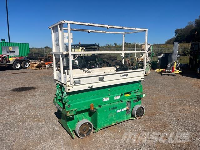 JLG 1932RS Nožnicové zdvíhacie plošiny