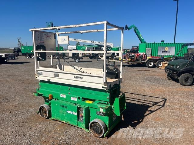 JLG 1932RS Nožnicové zdvíhacie plošiny