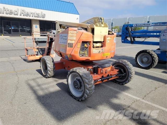 JLG 340AJ Kĺbové plošiny