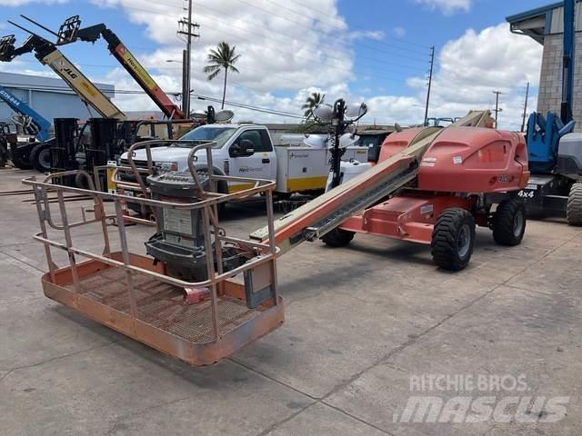 JLG 400S Stavebníctvo - ostatné