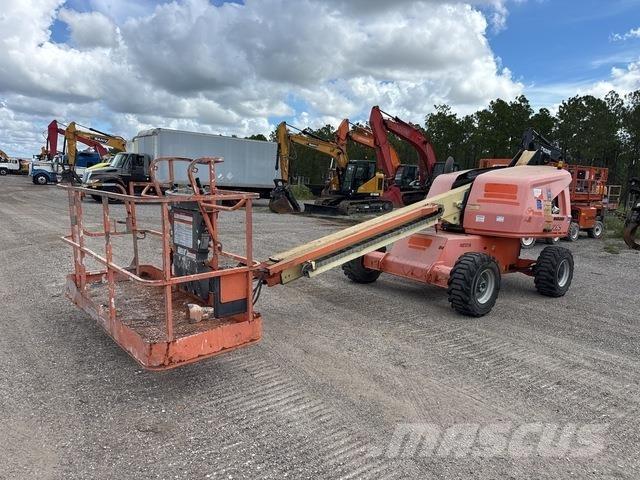 JLG 400S Teleskopické plošiny