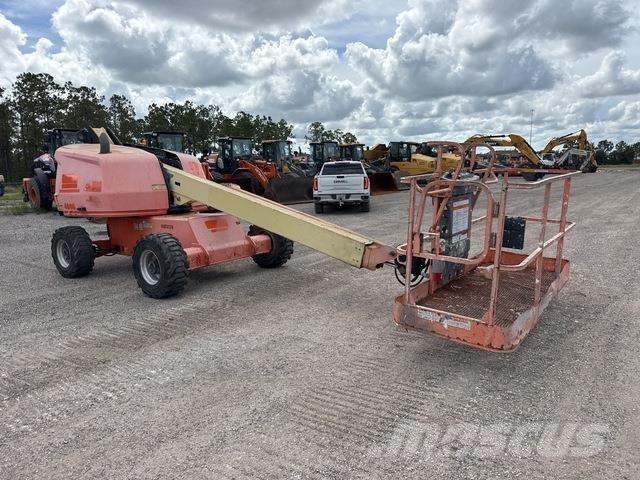 JLG 400S Teleskopické plošiny