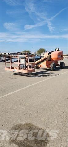 JLG 400S Teleskopické plošiny
