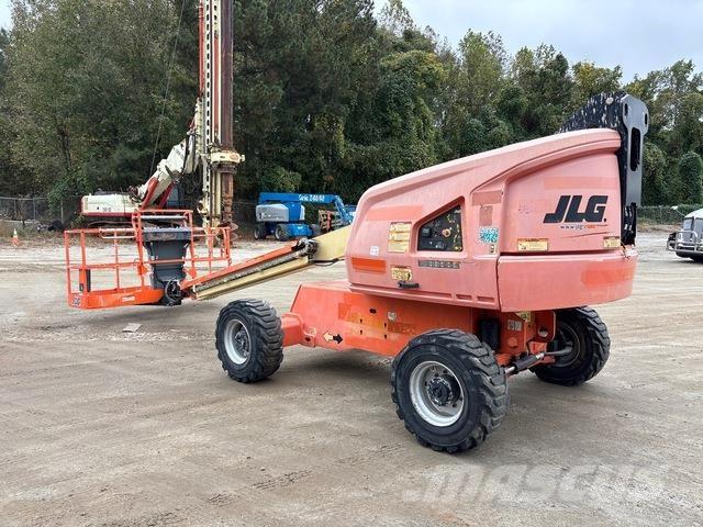 JLG 400S Teleskopické plošiny