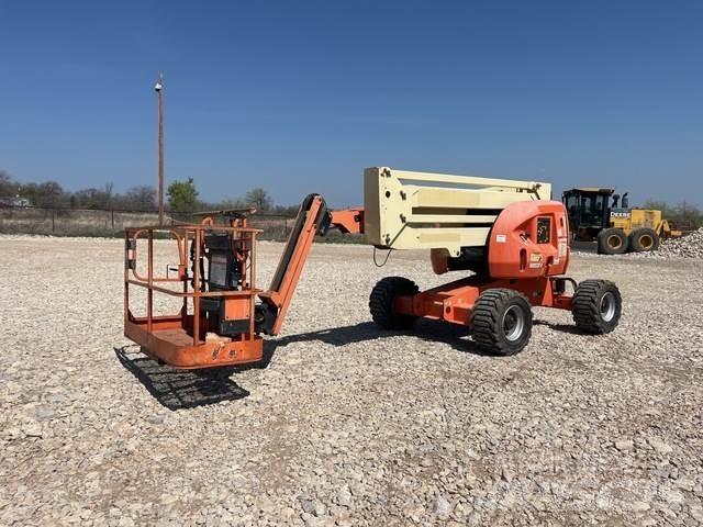JLG 450AJ Kĺbové plošiny