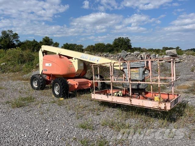 JLG 600A Kĺbové plošiny