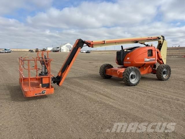 JLG 600AJ Kĺbové plošiny