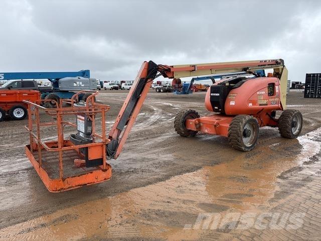 JLG 600AJ Kĺbové plošiny