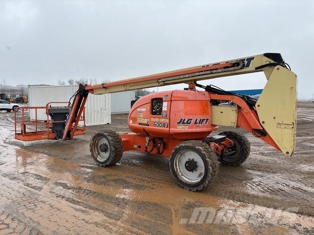 JLG 600AJ Kĺbové plošiny