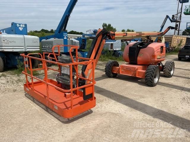 JLG 600AJ Kĺbové plošiny