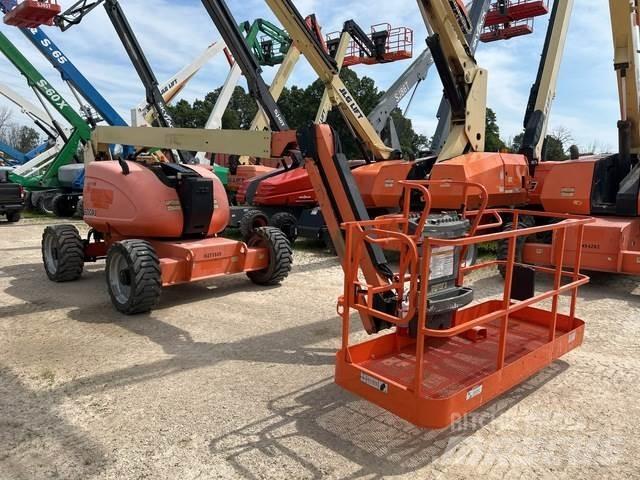 JLG 600AJ Kĺbové plošiny