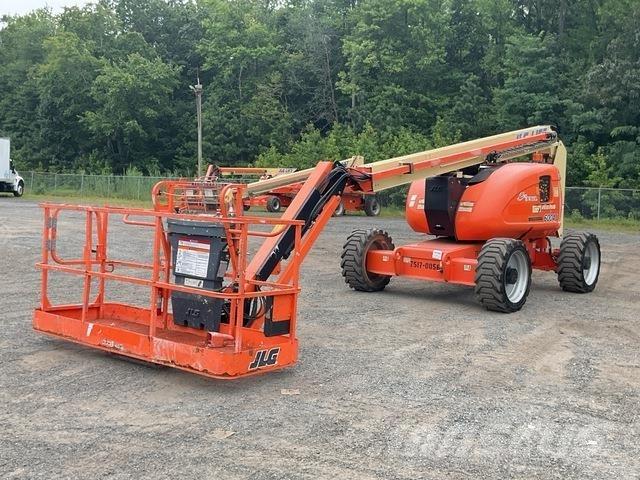 JLG 600AJ Kĺbové plošiny